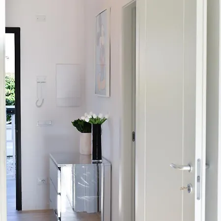 וילה Renovated 400 Meters From The Sea With Garden